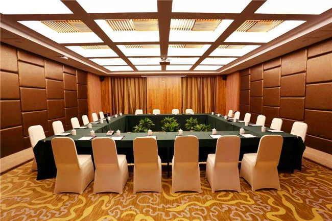 回字（zì）形會議室.jpg